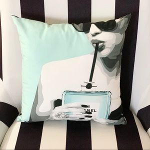 JW Colorful Decorative Square Throw Pillow